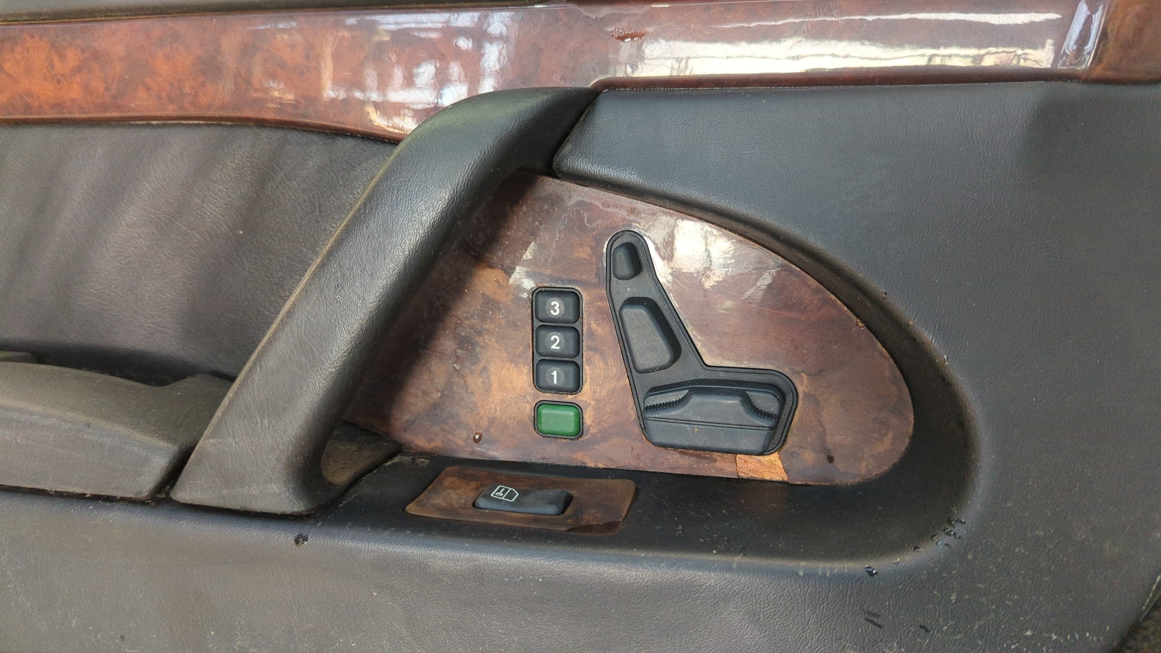 Recambio de PUERTA DELANTERA IZQUIERDA para MERCEDES-BENZ CLASE S (W140) referencia OEM IAM 7