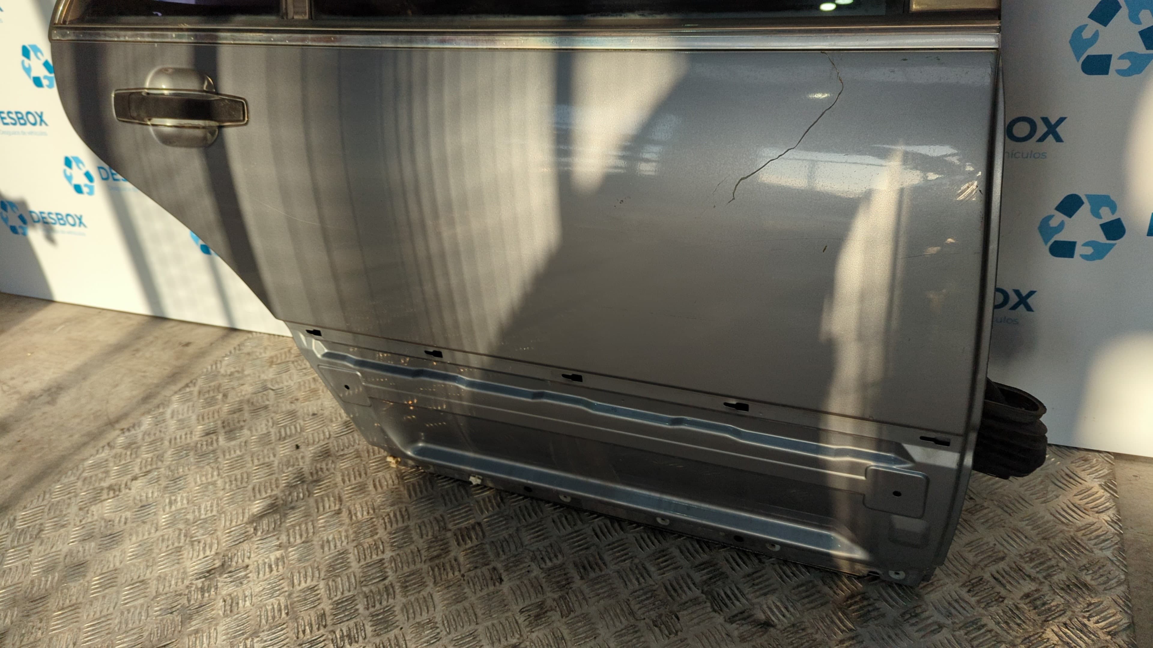 Recambio de PUERTA TRASERA DERECHA para MERCEDES-BENZ CLASE S (W140) referencia OEM IAM 5