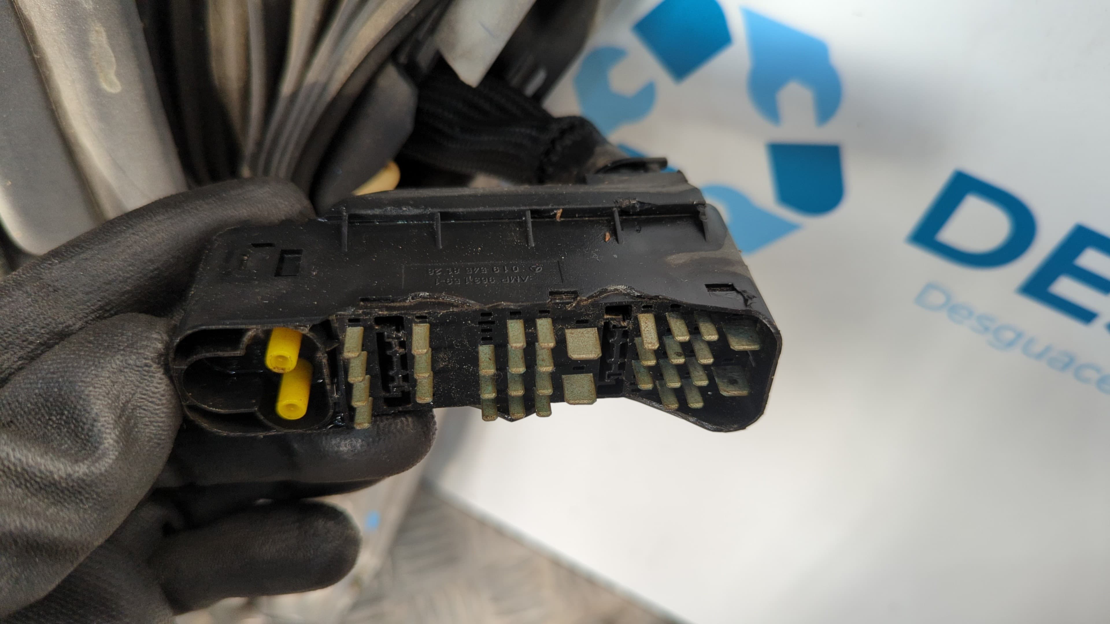 Recambio de PUERTA TRASERA IZQUIERDA para MERCEDES-BENZ CLASE S (W140) referencia OEM IAM 2