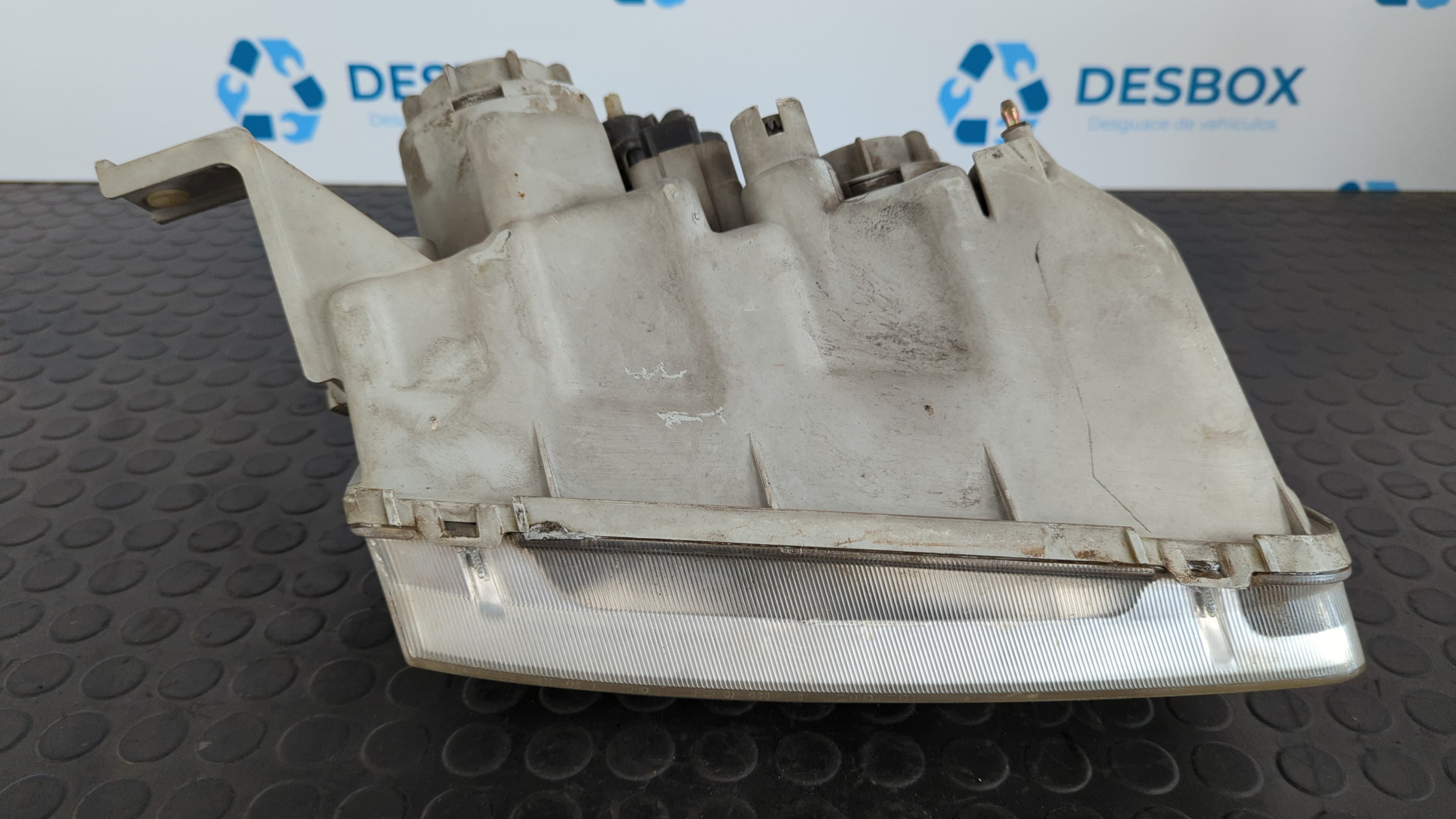 Recambio de FARO IZQUIERDO para HYUNDAI TRAJET (FO) 2.0 GLS G4JPG referencia OEM IAM 101998   - PLATA 8