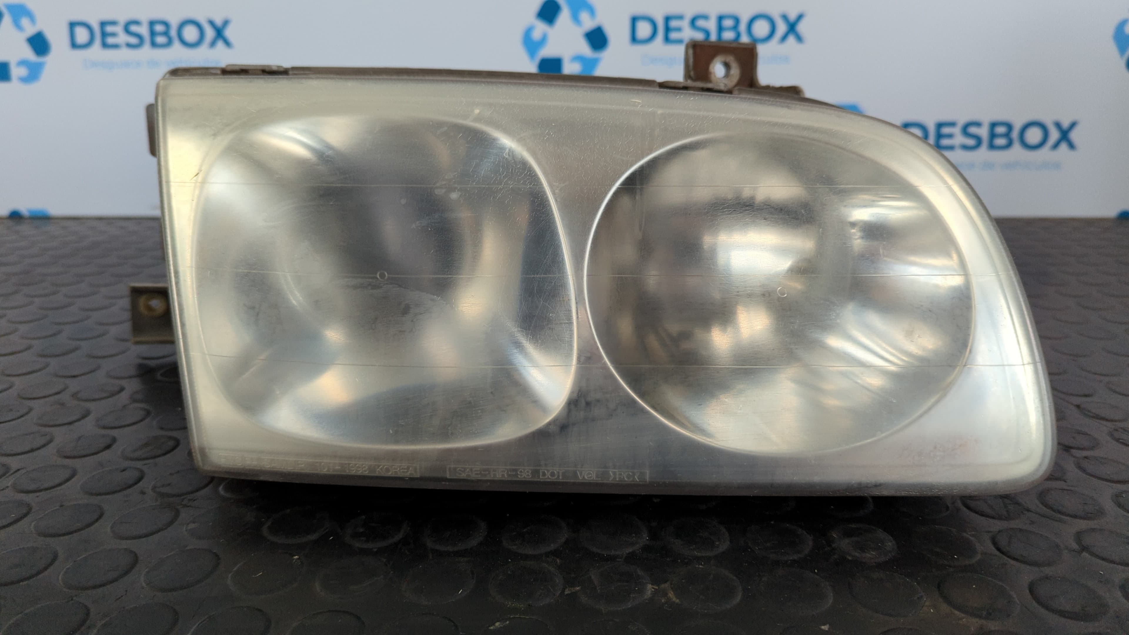 Recambio de FARO DERECHO para HYUNDAI TRAJET (FO) 2.0 GLS G4JPG referencia OEM IAM 1011998   - PLATA