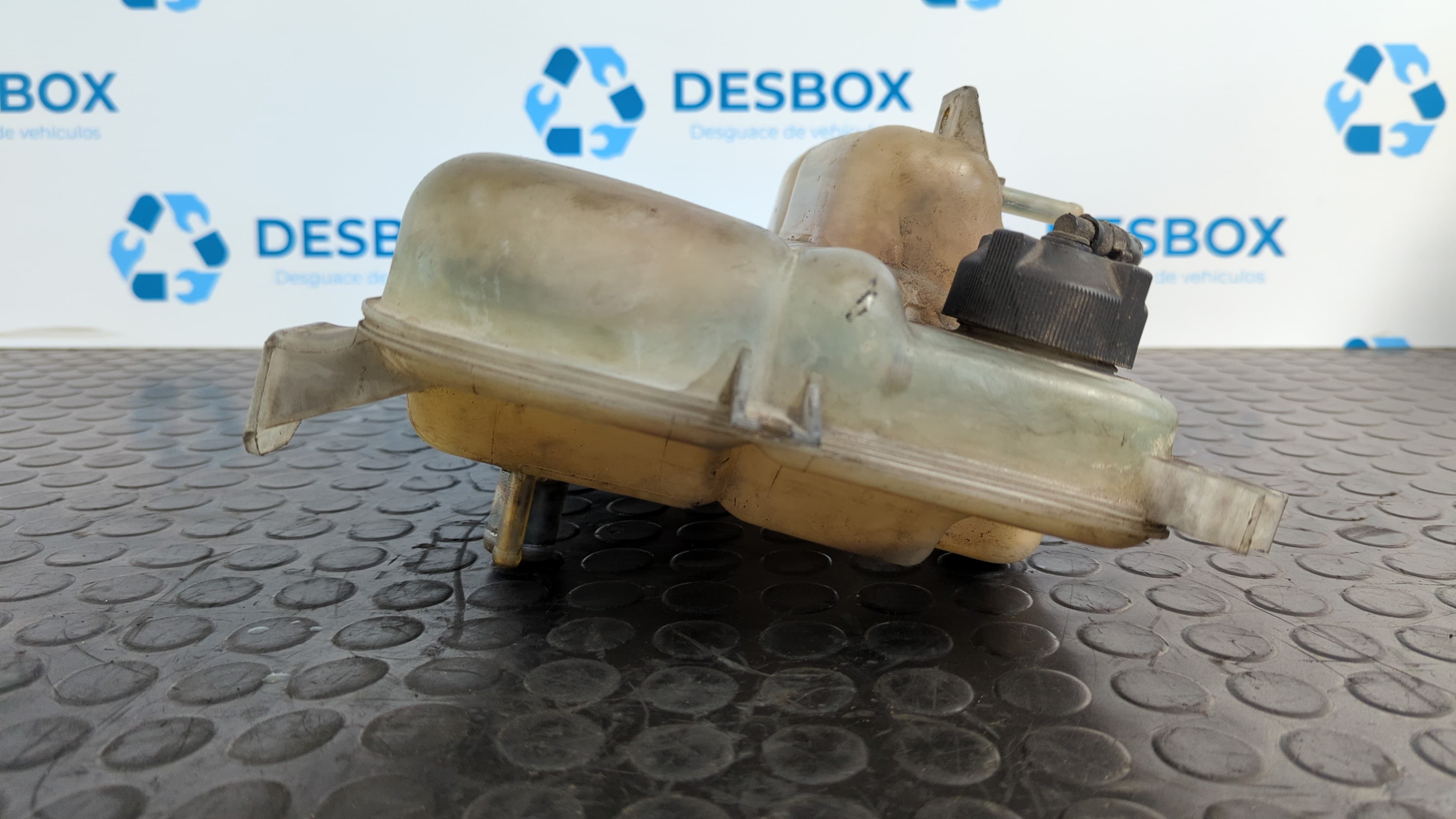 Recambio de DEPOSITO EXPANSION para IVECO DAILY CAJA CERRADA (1999 =>) 29 - L 11 Caja cerrada 814043B referencia OEM IAM 56115   - BLANCO 6
