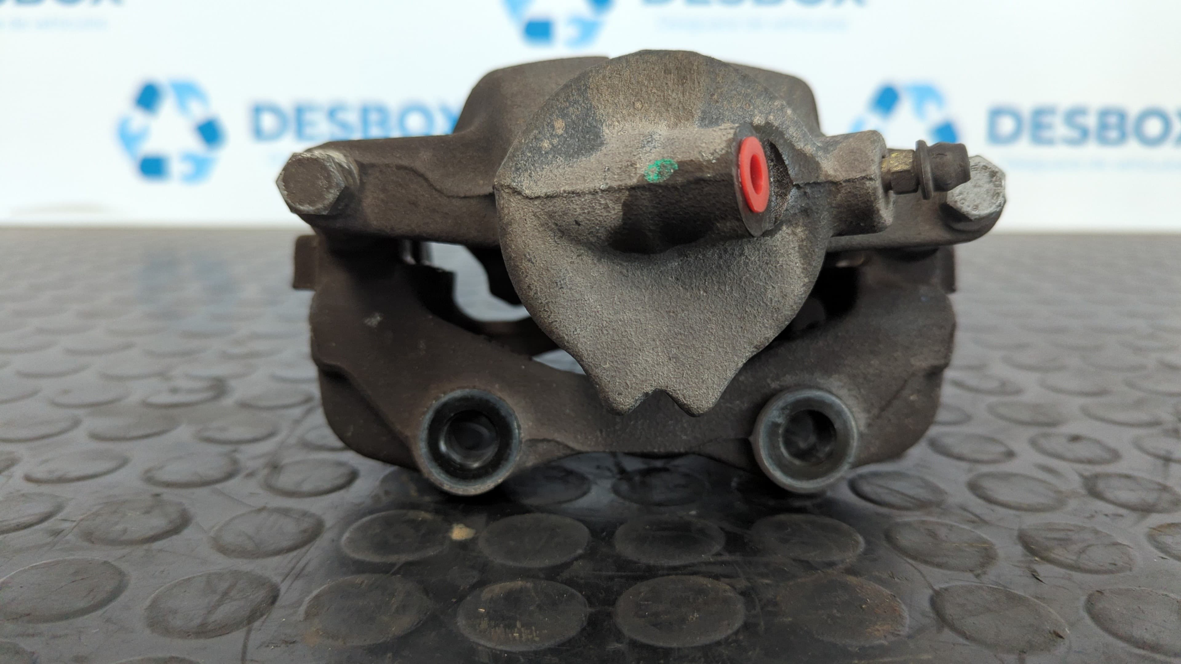 Recambio de PINZA DE FRENO DELANTERA DERECHA para CITROEN C2 Audace KFVTU3JP referencia OEM IAM F032 CN6   - ROJO 6