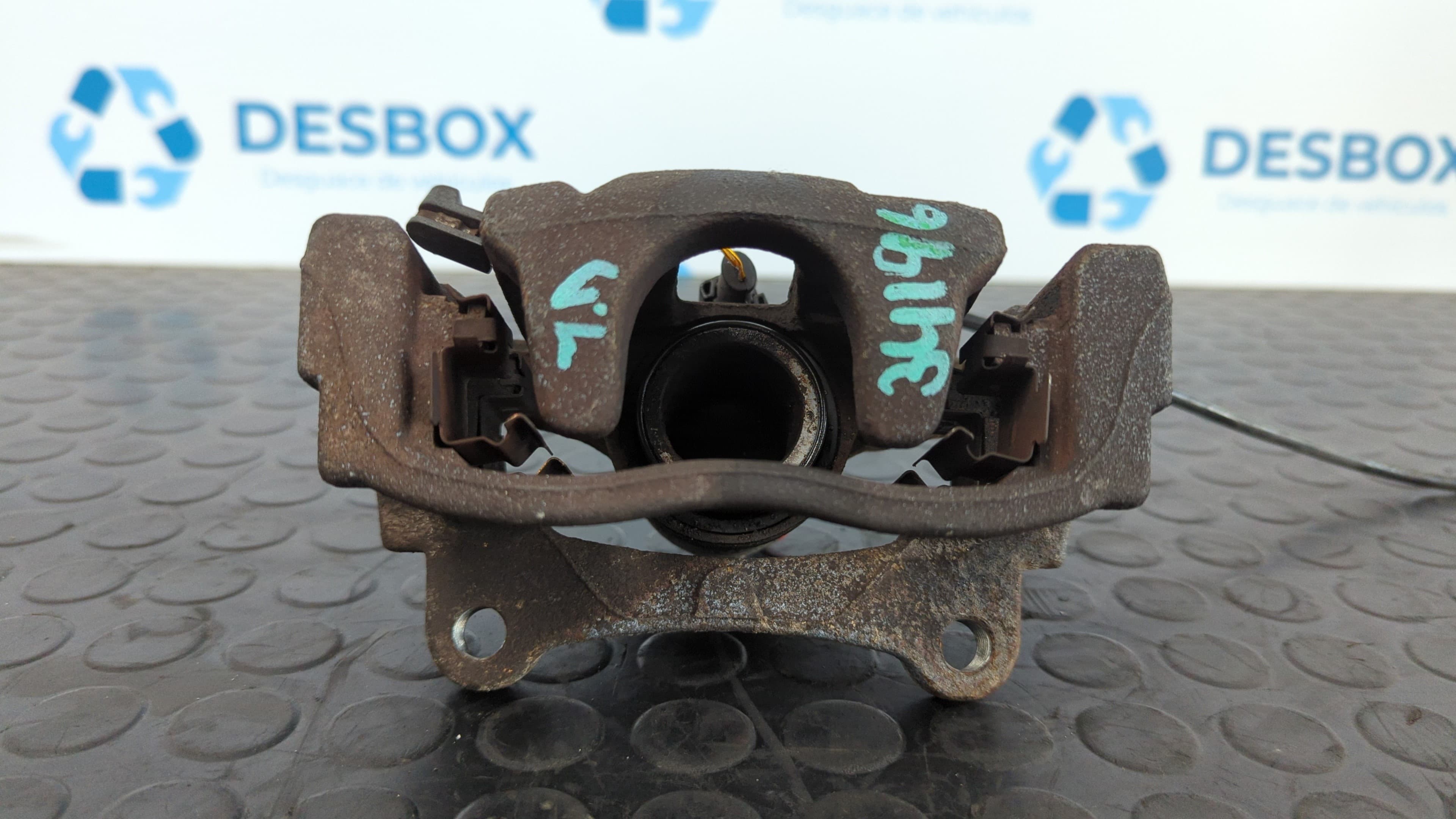 Recambio de PINZA DE FRENO TRASERA DERECHA para MERCEDES-BENZ VITO MIXTO 06.2003 -> 111  CDI  Compacto  (639.601) 646982 referencia OEM IAM YO1359   - BLANCO 7
