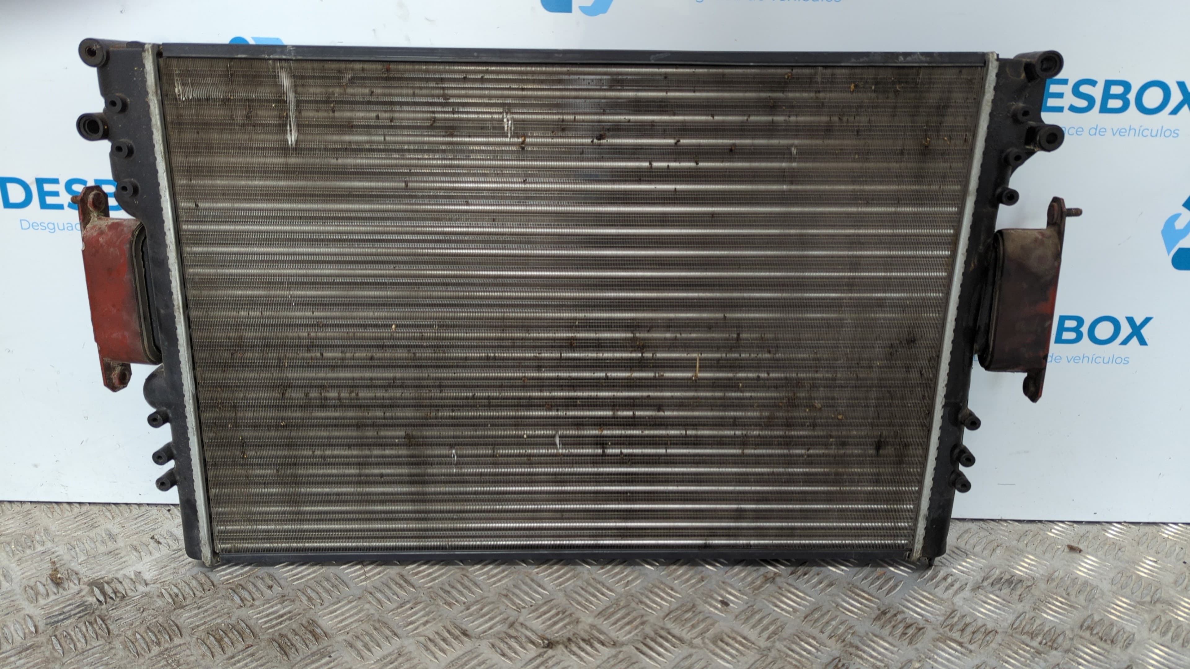 Recambio de RADIADOR AGUA para IVECO DAILY CAJA CERRADA (1999 =>) 29 - L 11 Caja cerrada 814043B referencia OEM IAM    - BLANCO 4