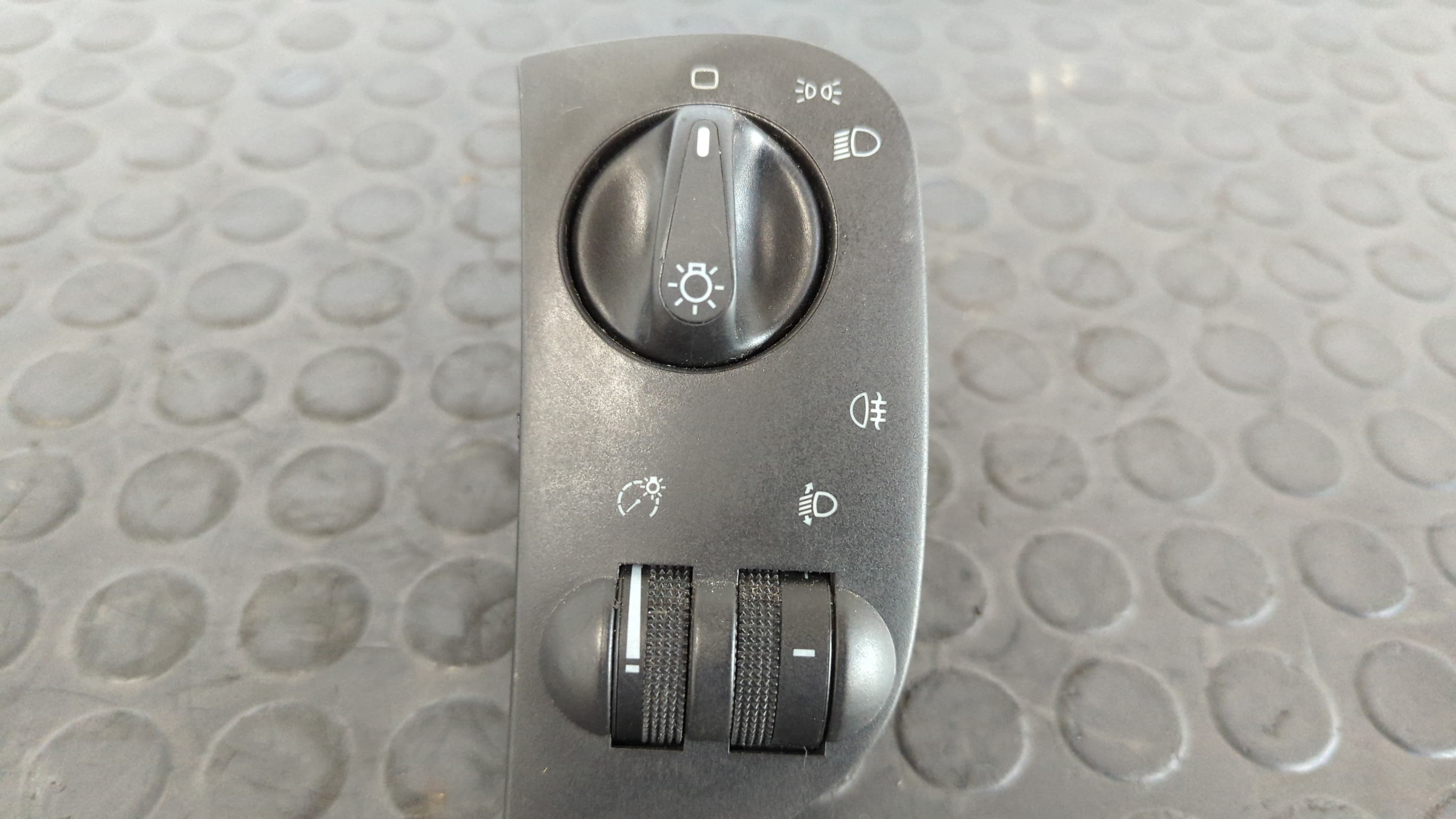 Recambio de MANDO LUCES para SEAT IBIZA (6K) Básico AEX referencia OEM IAM 6K1941531B   - ROJO 2