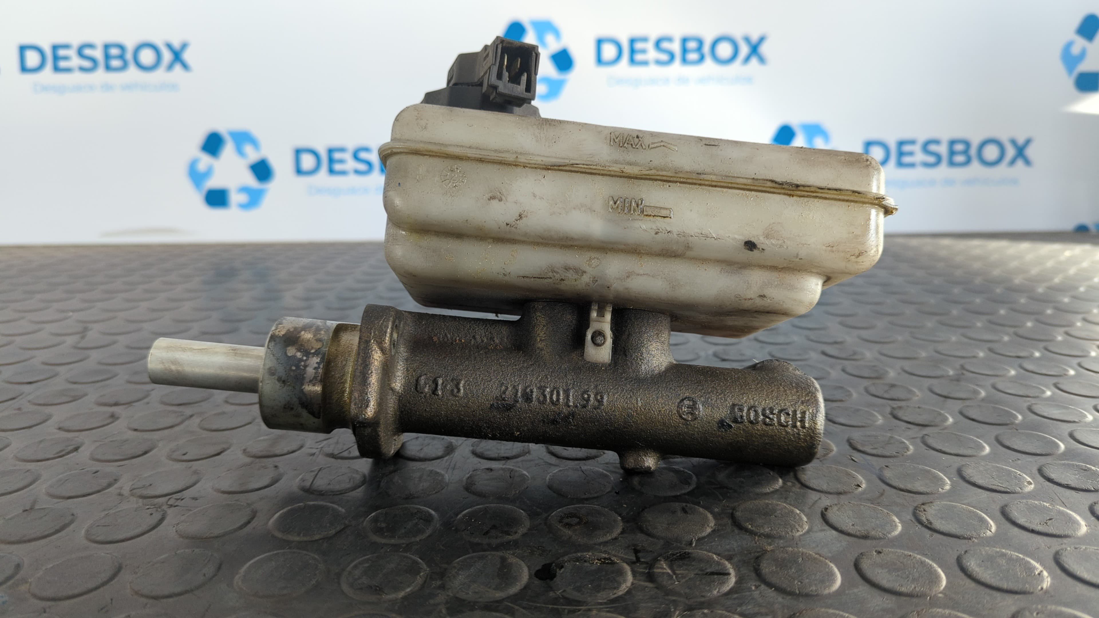 Recambio de BOMBA FRENO para IVECO DAILY CAJA CERRADA (1999 =>) 29 - L 11 Caja cerrada 814043B referencia OEM IAM 21030199   - BLANCO 6