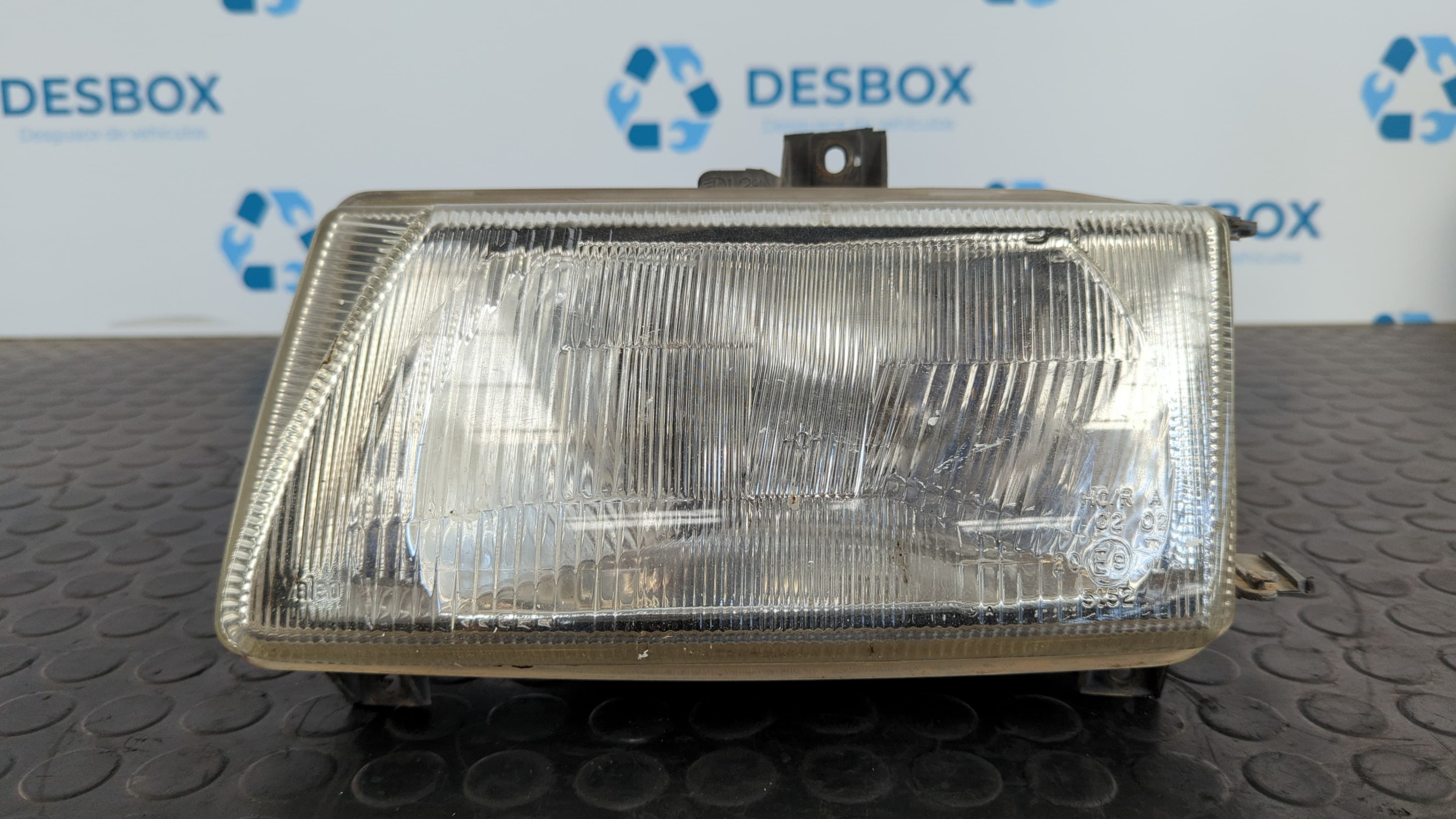 Recambio de FARO IZQUIERDO para SEAT IBIZA (6K) Básico AEX referencia OEM IAM 6K0941009A   - ROJO