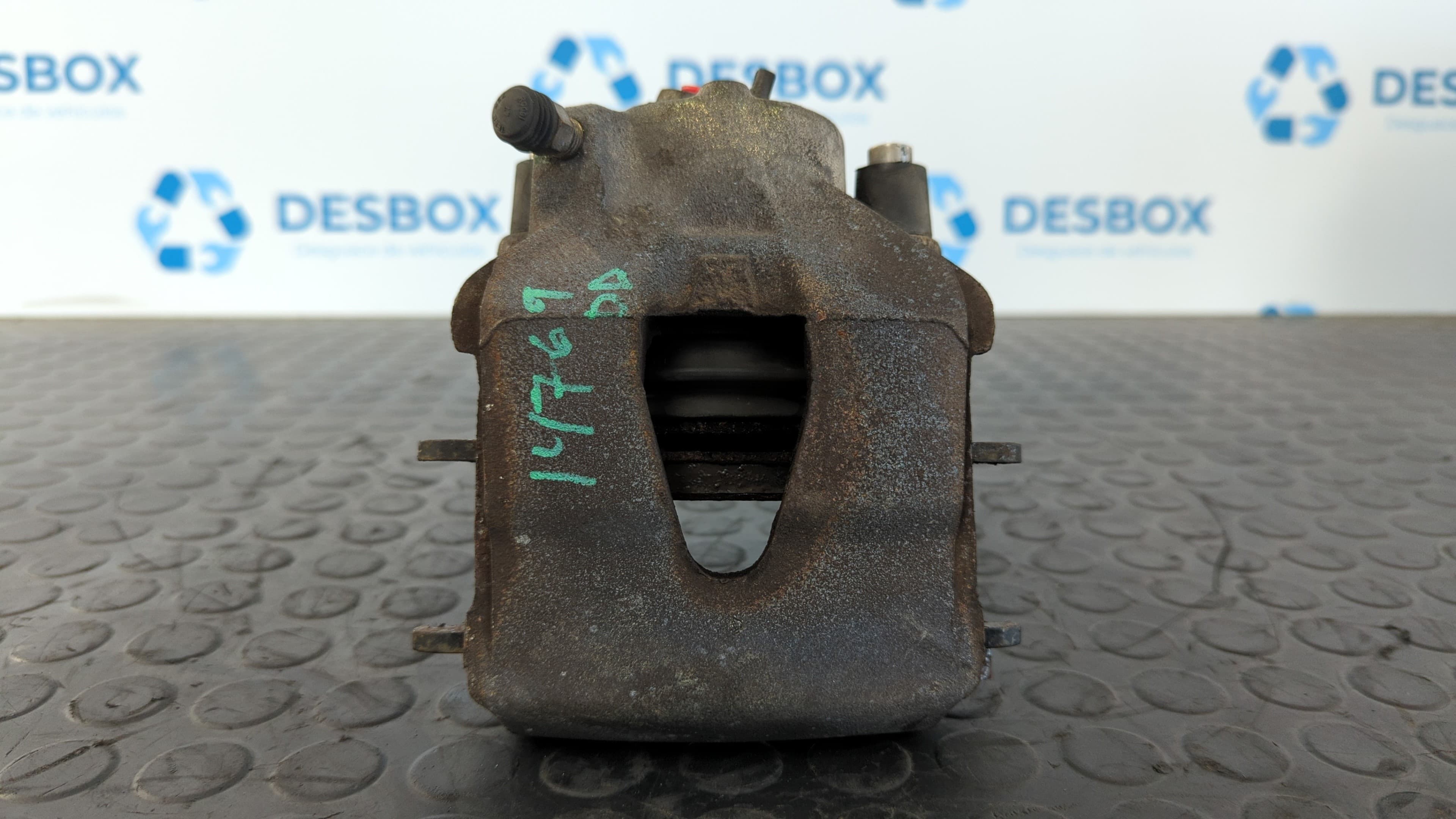 Recambio de PINZA DE FRENO DELANTERA DERECHA para VOLKSWAGEN NEW BEETLE (9C1/1C1) 2.0 AQY referencia OEM IAM    - ROJO
