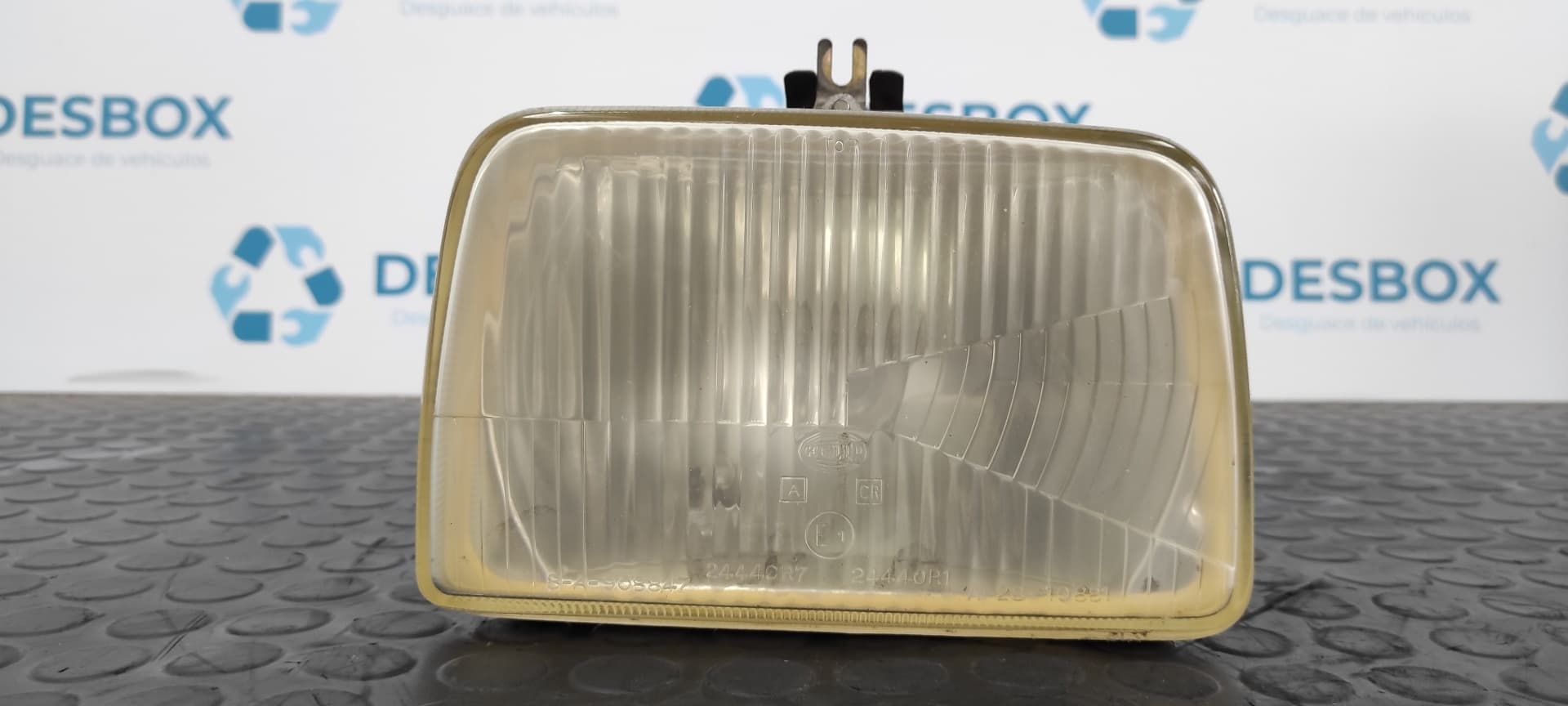 Recambio de FARO DERECHO para FORD FIESTA BERL./EXPRESS 1.0 TKA referencia OEM IAM    - GRIS