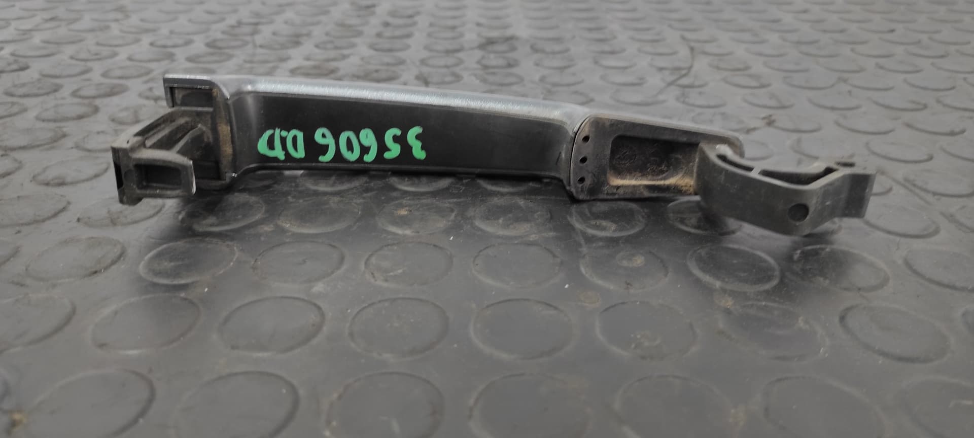 Recambio de MANETA DELANTERA DERECHA para CITROEN C4 GRAND PICASSO Exclusive RHJDW10BTED4 referencia OEM IAM 9681635077   - GRIS 3