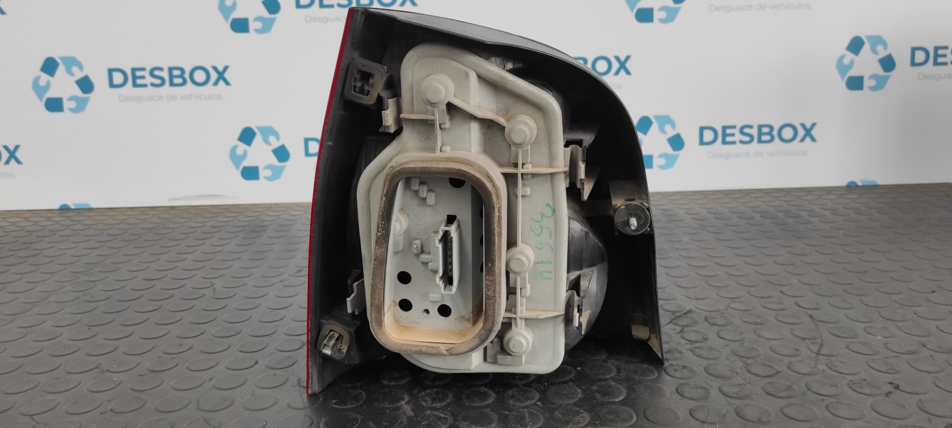 Recambio de PILOTO TRASERO DERECHO para VOLKSWAGEN POLO (9N1) Conceptline AZQ referencia OEM IAM 6Q6945096B   - AZUL 2