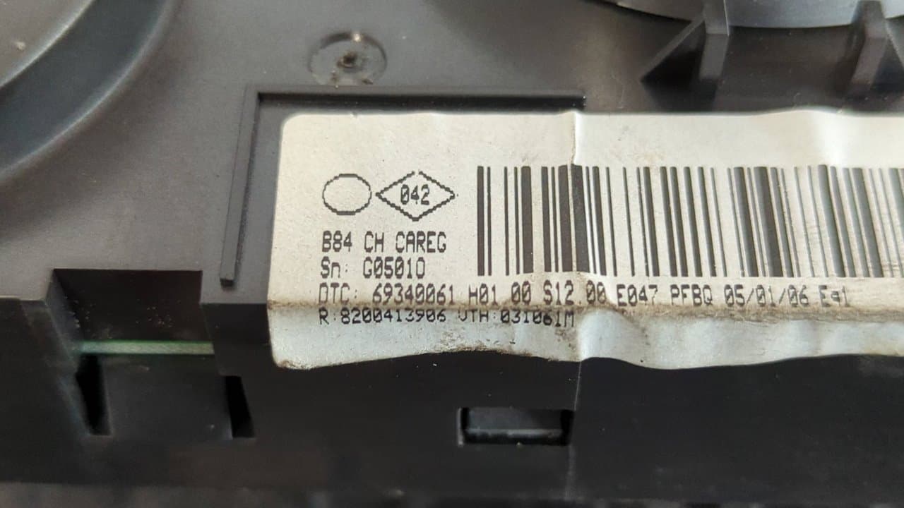 Recambio de MANDO CLIMATIZADOR para RENAULT MEGANE II BERLINA 3P 1.5 dCi Diesel K9KP7 referencia OEM IAM 8200413906   - BLANCO 8