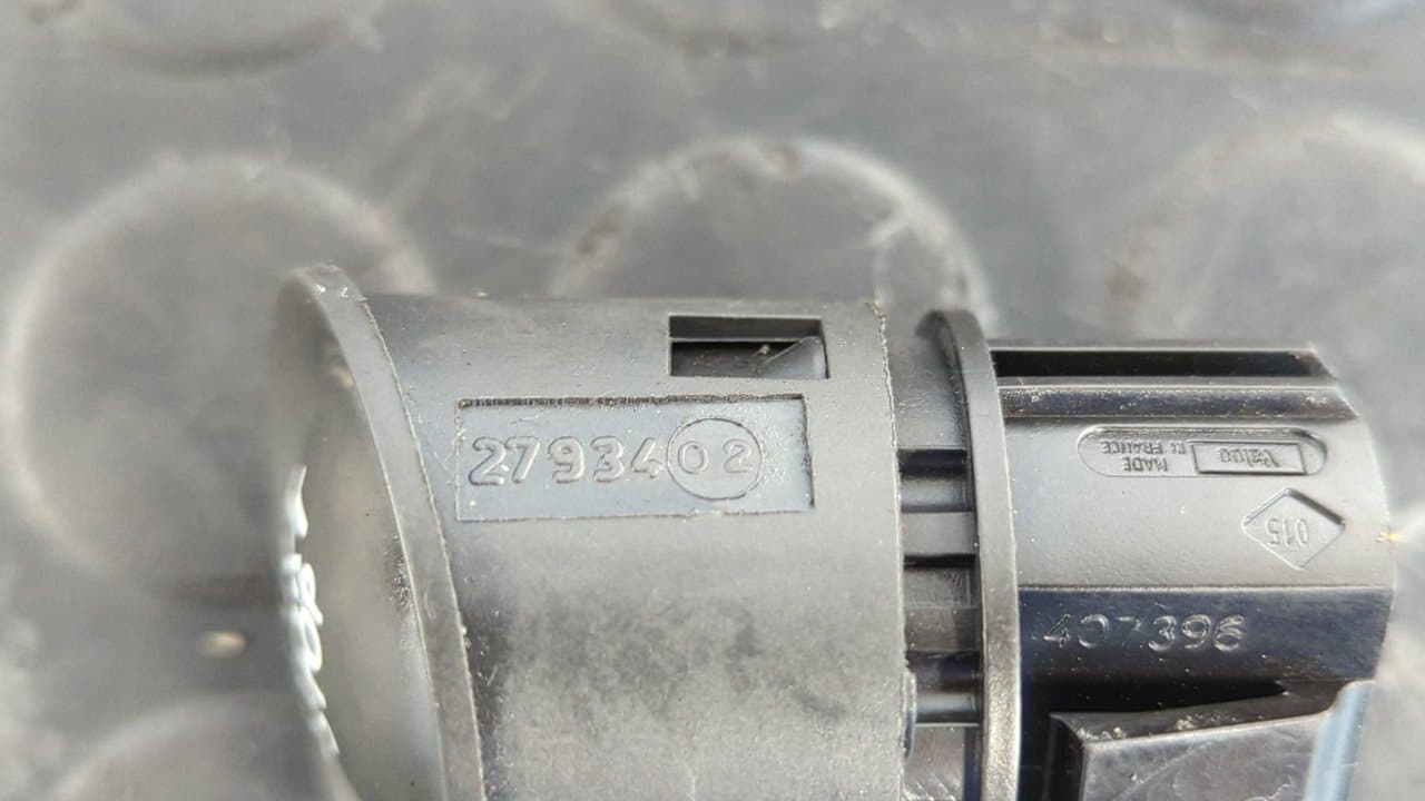 Recambio de INTERRUPTOR para RENAULT MEGANE II BERLINA 3P 1.5 dCi Diesel K9KP7 referencia OEM IAM 2793402   - BLANCO 3