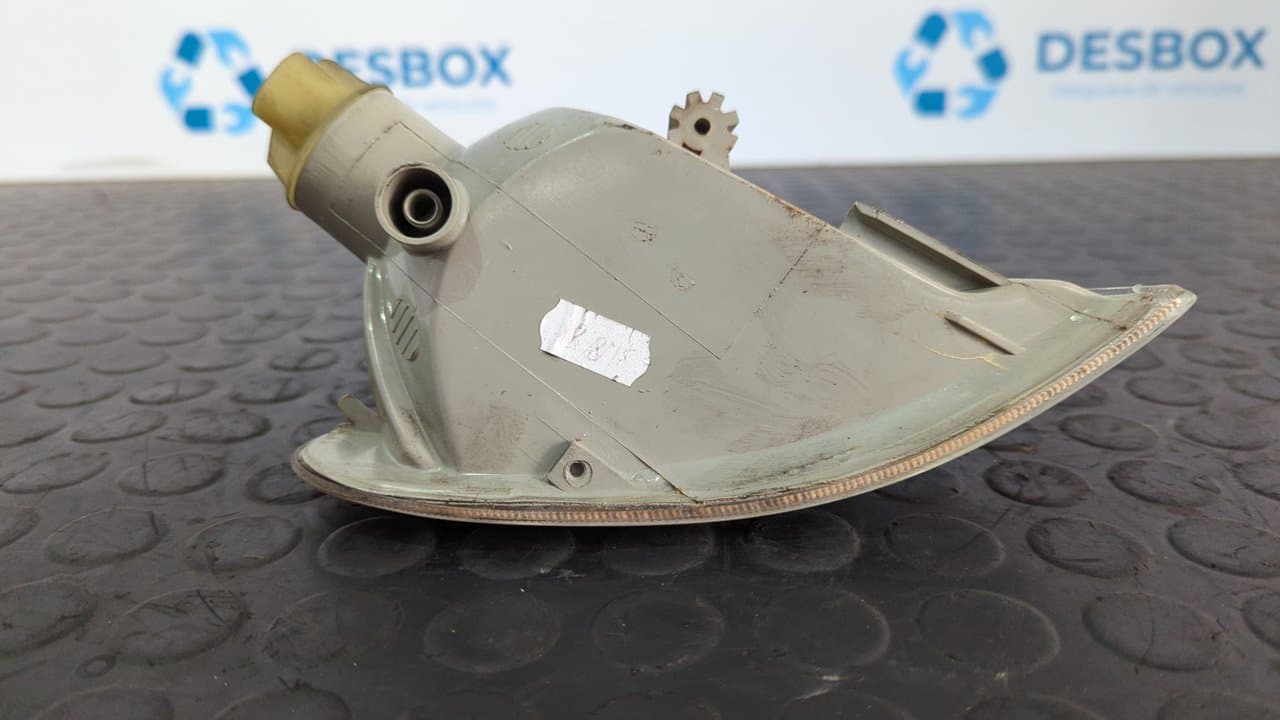 Recambio de PILOTO DELANTERO IZQUIERDO para OPEL ASTRA F BERLINA 1.6 X16SZR referencia OEM IAM    - BLANCO 4