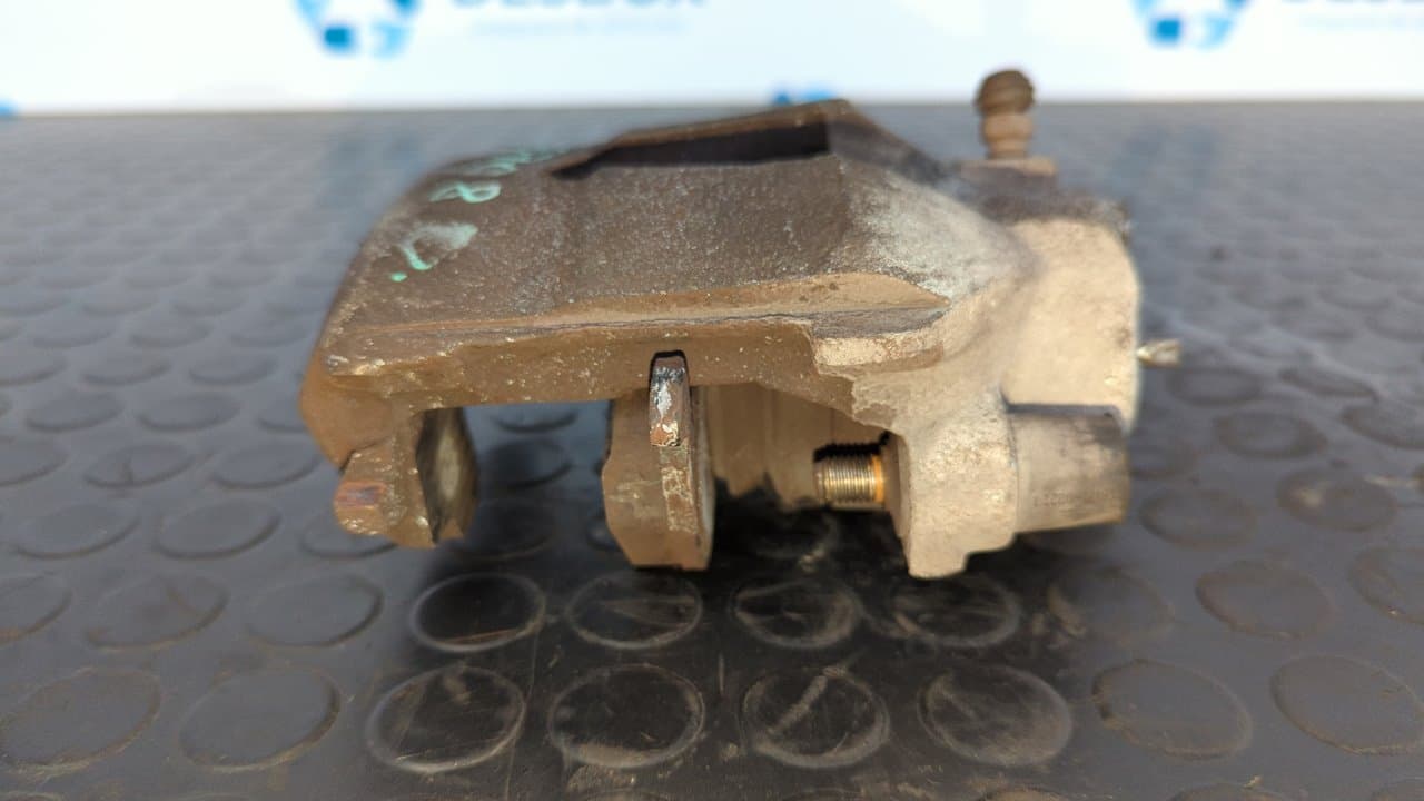 Recambio de PINZA DE FRENO DELANTERA DERECHA para SKODA FABIA (6Y2/6Y3) Urban Line AMF referencia OEM IAM 82 258   - VERDE 3
