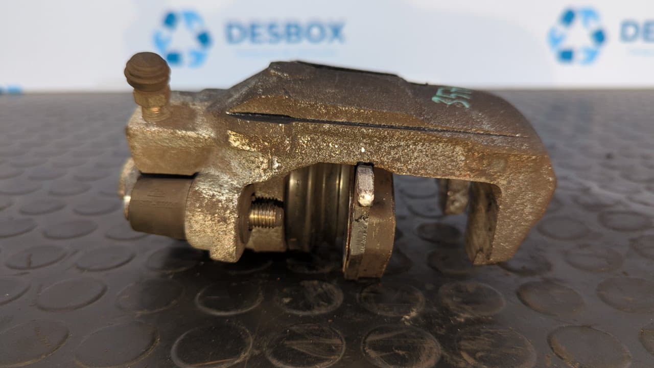 Recambio de PINZA DE FRENO DELANTERA DERECHA para SKODA FABIA (6Y2/6Y3) Urban Line AMF referencia OEM IAM 82 258   - VERDE 5