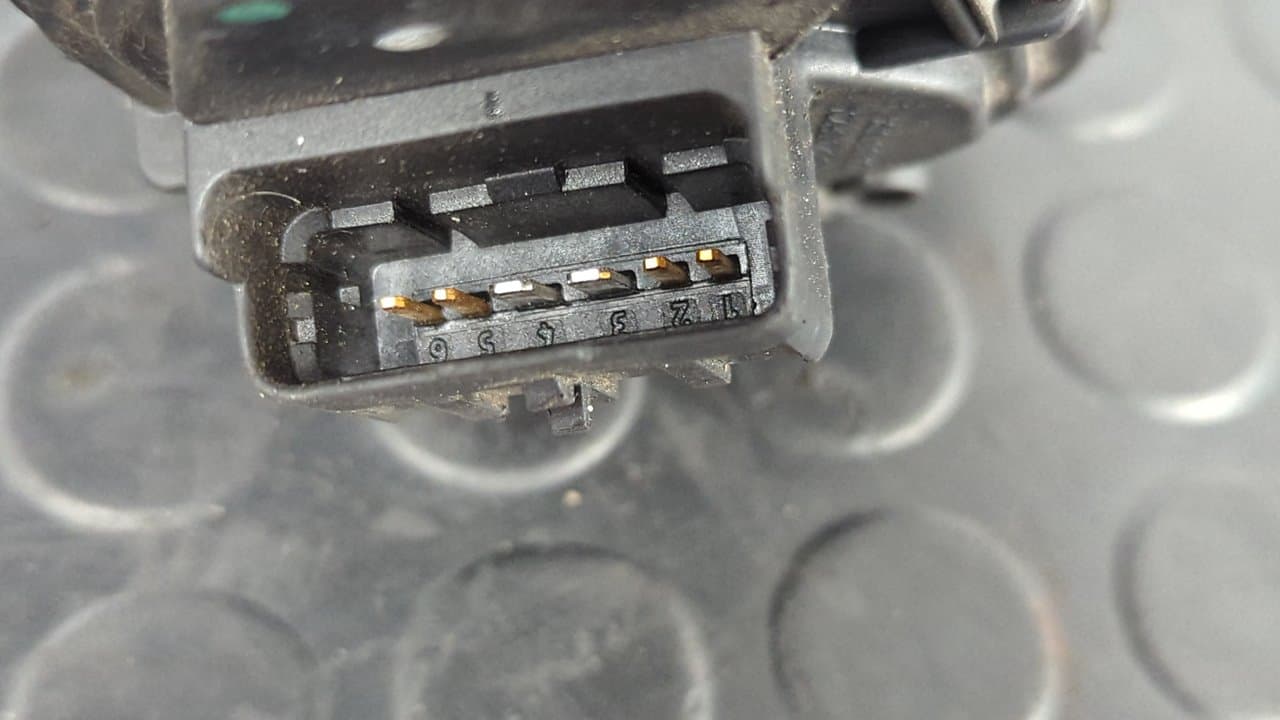 Recambio de CAJA MARIPOSA para PEUGEOT 207 1.4 16V CAT (KFU / ET3J4) KFU referencia OEM IAM 9647925480 7