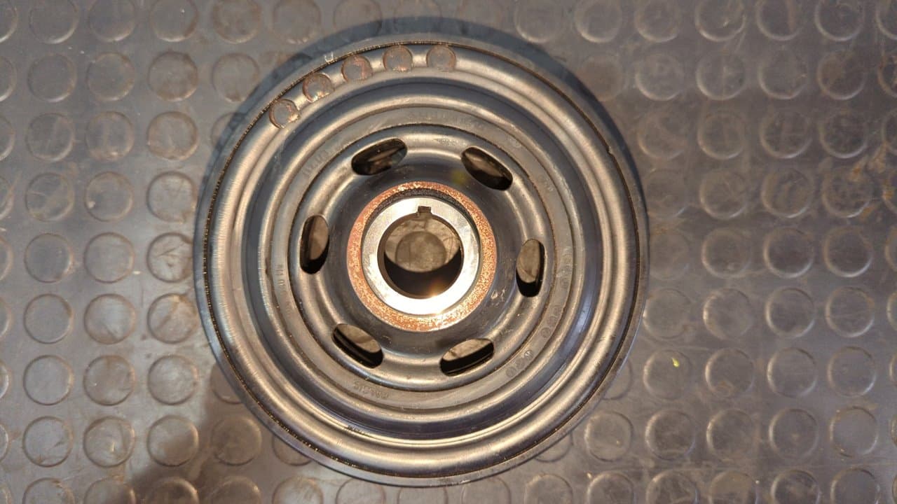Recambio de POLEA CIGUEÑAL para MERCEDES-BENZ VITO MIXTO 06.2003 -> 111  CDI  Compacto  (639.601) 646982 referencia OEM IAM A6110300503   - BLANCO 4