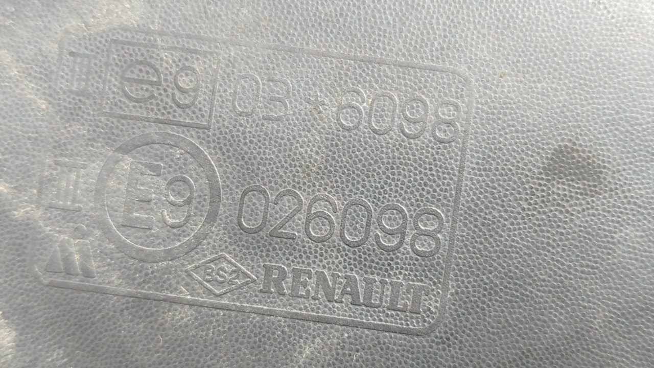 Recambio de RETROVISOR DERECHO para RENAULT LAGUNA III Authentique M9RG7 referencia OEM IAM 026098    - NEGRO 7