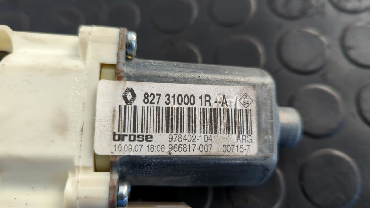Recambio de ELEVALUNAS TRASERO IZQUIERDO para RENAULT LAGUNA III Authentique M9RG7 referencia OEM IAM 827010001R    - NEGRO 7