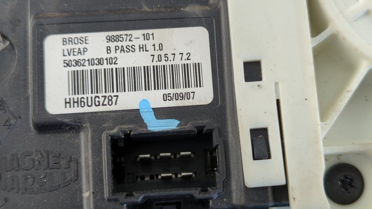 Recambio de ELEVALUNAS DELANTERO DERECHO para RENAULT LAGUNA III Authentique M9RG7 referencia OEM IAM 807000002R    - NEGRO 11
