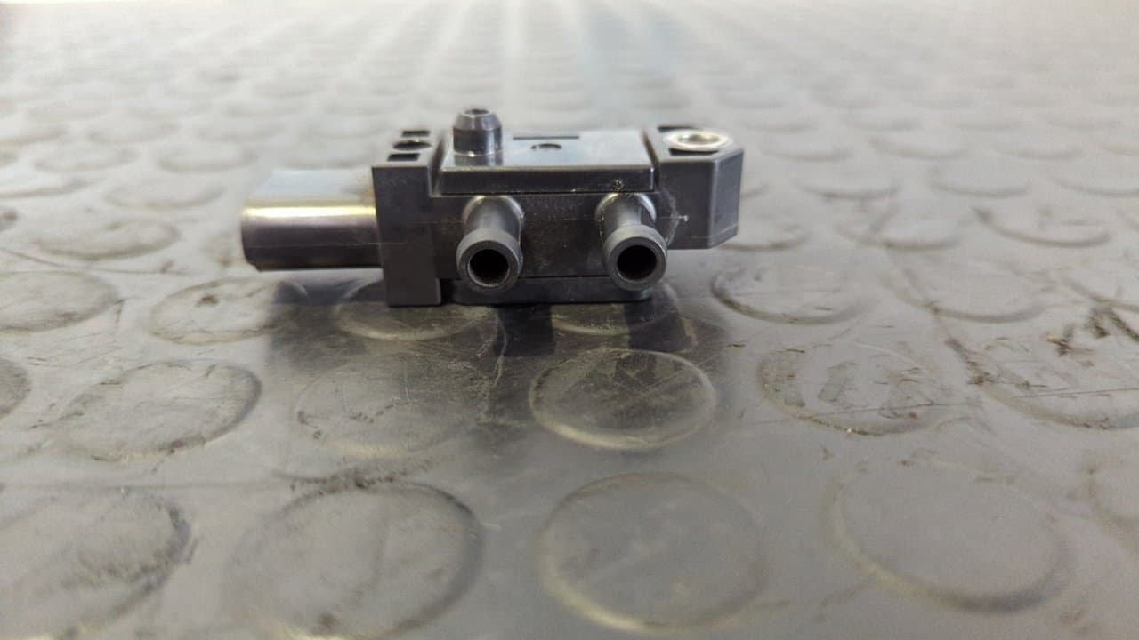 Recambio de SENSOR PRESION para VOLKSWAGEN POLO (6C1) Advance BlueMotion CUS referencia OEM IAM 04L906051   - AZUL 2