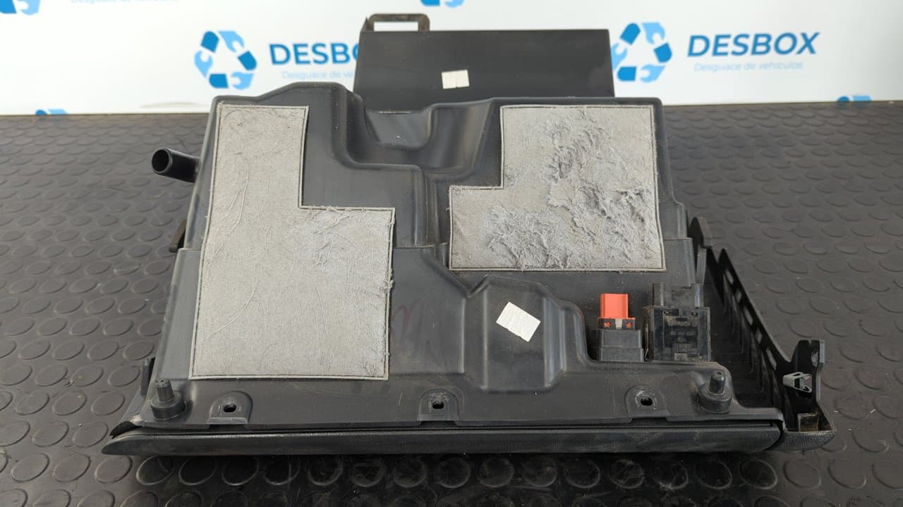 Recambio de GUANTERA para VOLKSWAGEN POLO (6C1) Advance BlueMotion CUS referencia OEM IAM 6R1857097   - AZUL 9