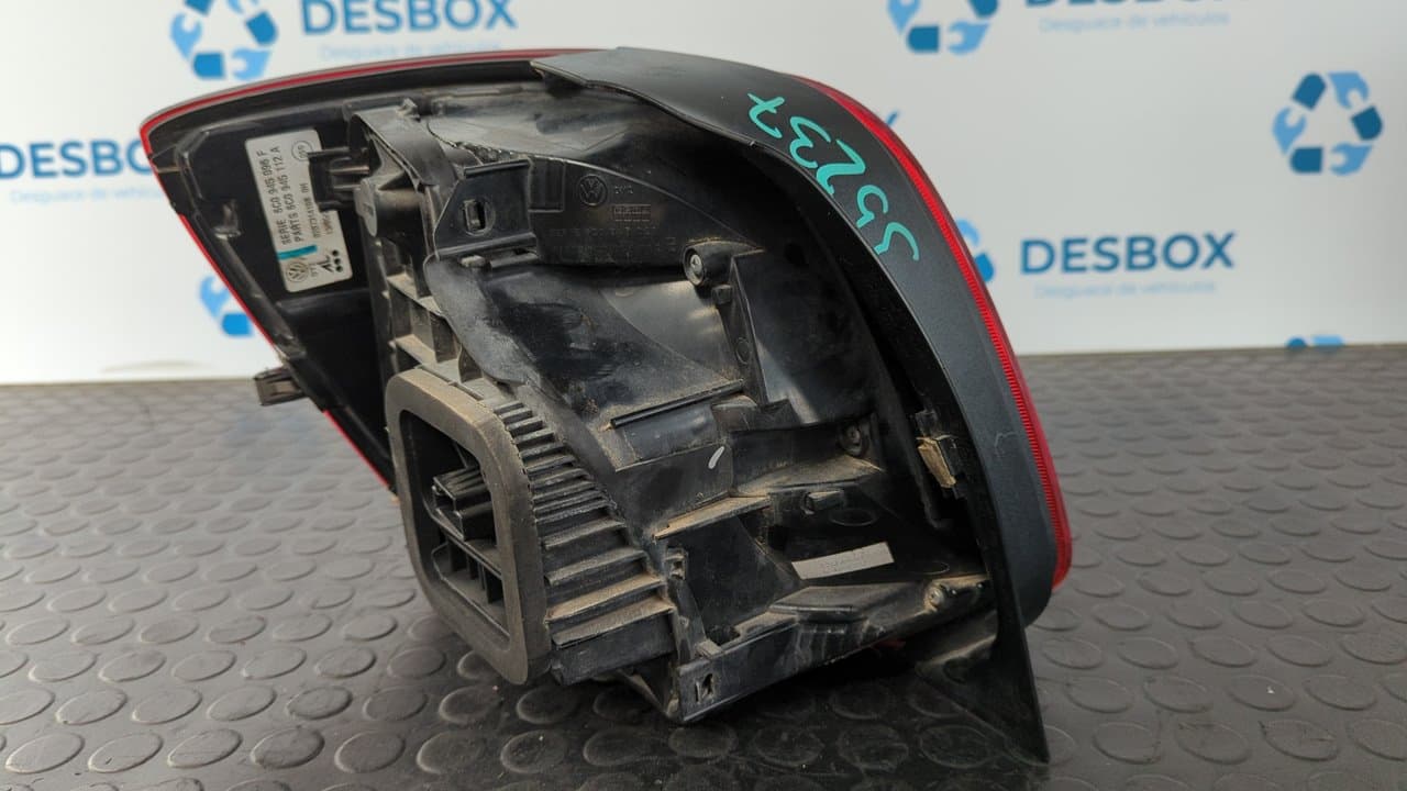 Recambio de PILOTO TRASERO DERECHO para VOLKSWAGEN POLO (6C1) Advance BlueMotion CUS referencia OEM IAM 6C0945096F   - AZUL 9