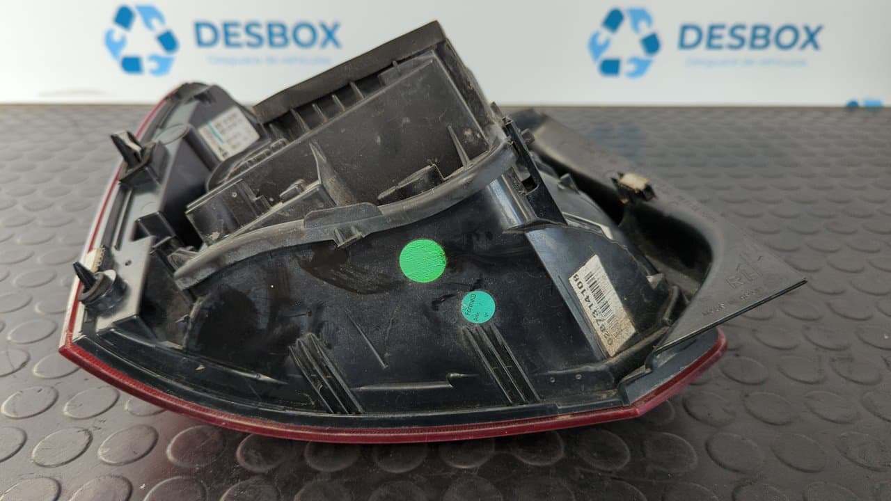Recambio de PILOTO TRASERO DERECHO para VOLKSWAGEN POLO (6C1) Advance BlueMotion CUS referencia OEM IAM 6C0945096F   - AZUL 10