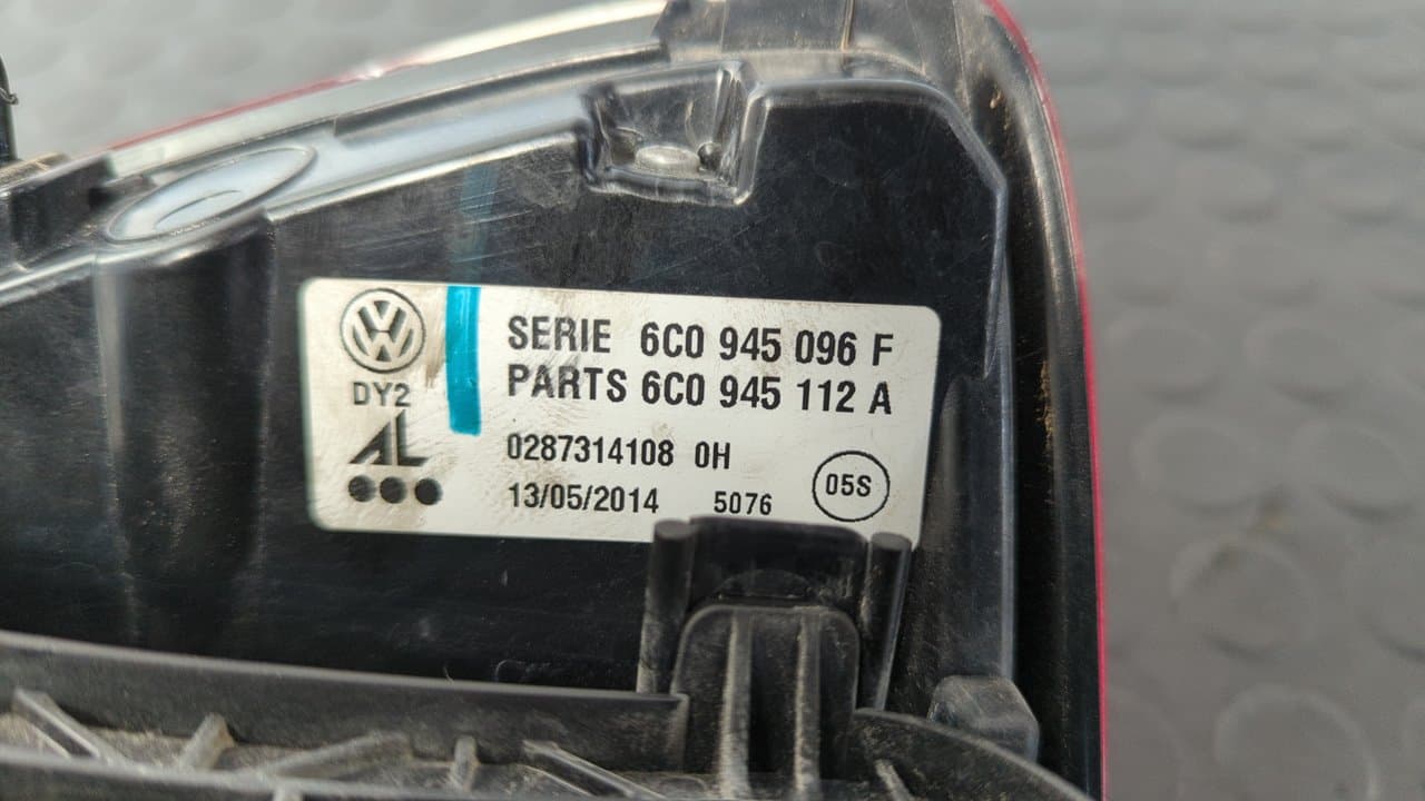 Recambio de PILOTO TRASERO DERECHO para VOLKSWAGEN POLO (6C1) Advance BlueMotion CUS referencia OEM IAM 6C0945096F   - AZUL 6