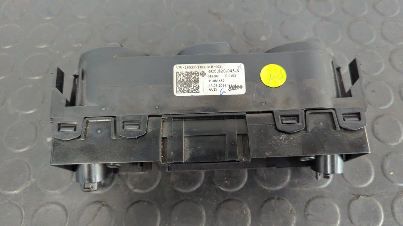Recambio de MANDO CALEFACCION / AIRE ACONDICIONADO para VOLKSWAGEN POLO (6C1) Advance BlueMotion CUS referencia OEM IAM 6C0820045A   - AZUL 9