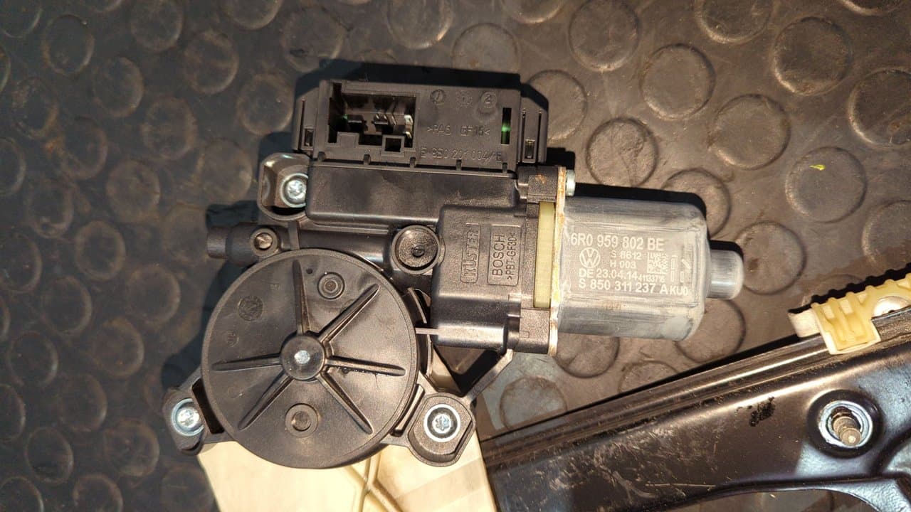 Recambio de ELEVALUNAS DELANTERO DERECHO para VOLKSWAGEN POLO (6C1) Advance BlueMotion CUS referencia OEM IAM 6R0959802BE    - AZUL 3