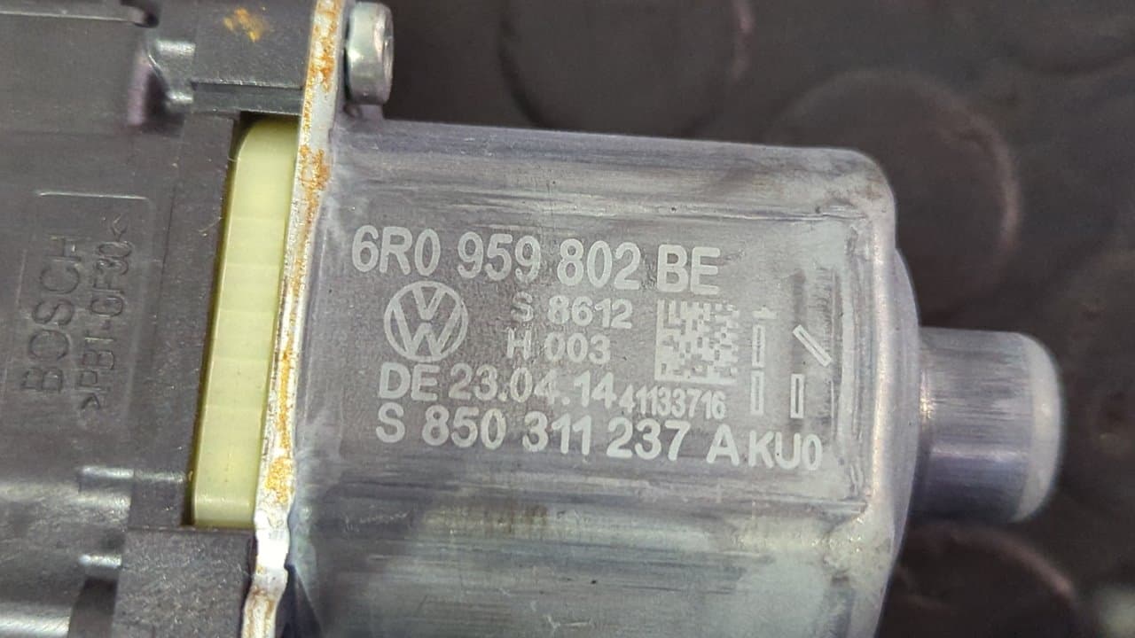 Recambio de ELEVALUNAS DELANTERO DERECHO para VOLKSWAGEN POLO (6C1) Advance BlueMotion CUS referencia OEM IAM 6R0959802BE    - AZUL 6