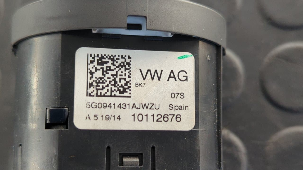 Recambio de MANDO LUCES para VOLKSWAGEN POLO (6C1) Advance BlueMotion CUS referencia OEM IAM 5G0941431AJ    - AZUL 2