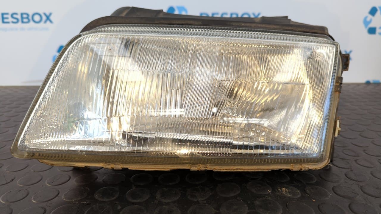Recambio de FARO IZQUIERDO para AUDI A4 AVANT (B5) 1.8 T Avant AEB referencia OEM IAM 8D0941003A    - BLANCO