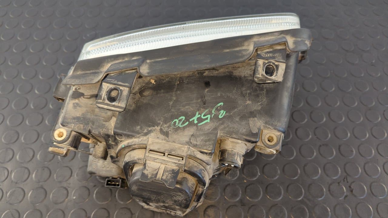 Recambio de FARO IZQUIERDO para AUDI A4 AVANT (B5) 1.8 T Avant AEB referencia OEM IAM 8D0941003A    - BLANCO 3
