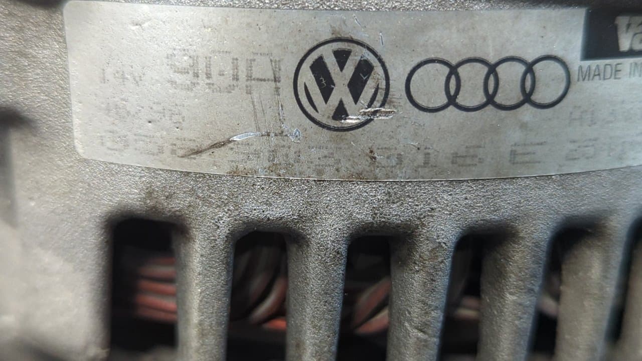 Recambio de ALTERNADOR para AUDI A4 AVANT (B5) 1.8 T Avant AEB referencia OEM IAM 058903016E    - BLANCO 4