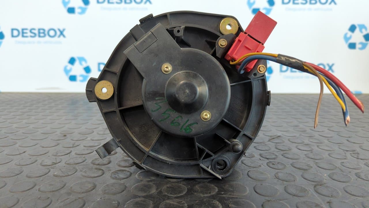 Recambio de MOTOR CALEFACCION para IVECO DAILY CAJA CERRADA (1999 =>) 29 - L 11 Caja cerrada 814043B referencia OEM IAM 570630200   - BLANCO