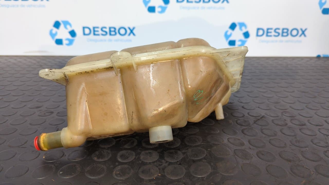 Recambio de DEPOSITO EXPANSION para AUDI A4 AVANT (B5) 1.8 T Avant AEB referencia OEM IAM 8D0121403D   - BLANCO 4