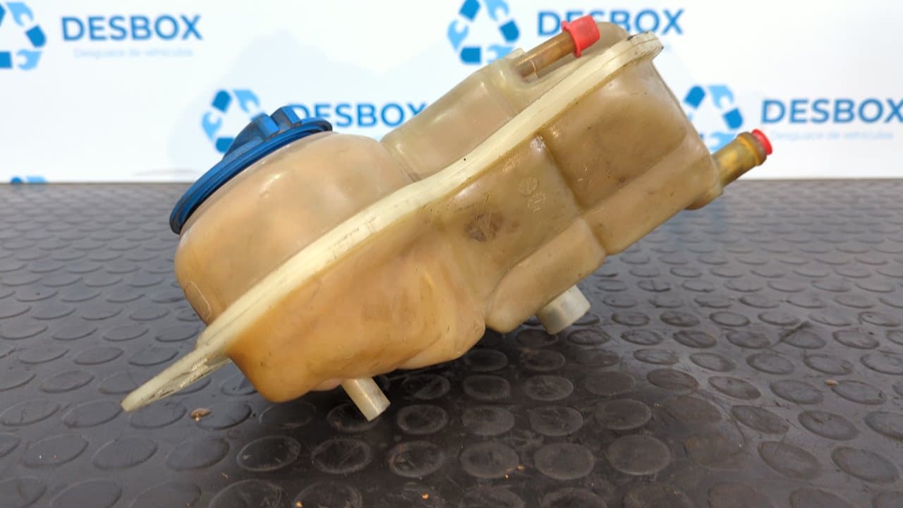 Recambio de DEPOSITO EXPANSION para AUDI A4 AVANT (B5) 1.8 T Avant AEB referencia OEM IAM 8D0121403D   - BLANCO 2
