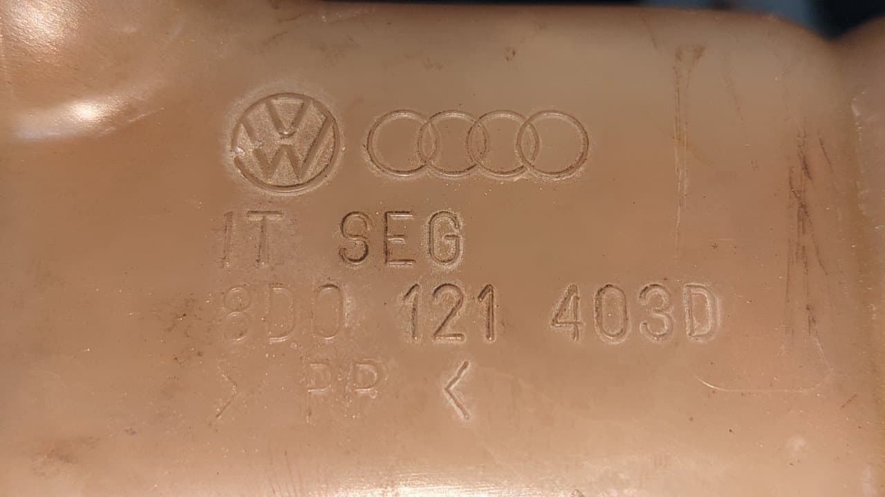 Recambio de DEPOSITO EXPANSION para AUDI A4 AVANT (B5) 1.8 T Avant AEB referencia OEM IAM 8D0121403D   - BLANCO 6