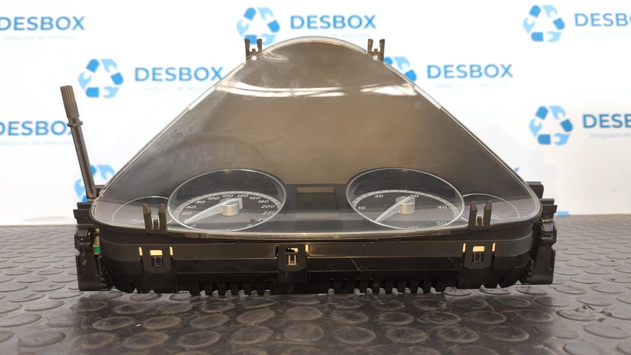 Recambio de CUADRO INSTRUMENTOS para MERCEDES-BENZ CLASE C (W203) BERLINA OM646963 referencia OEM IAM A2035403748   - NEGRO 3