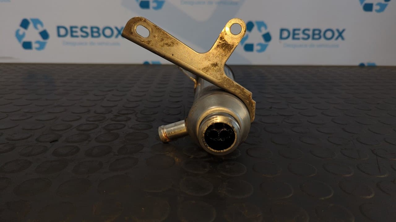 Recambio de ENFRIADOR EGR para OPEL ZAFIRA B Cosmo Z19DT referencia OEM IAM 55203716   - NEGRO 4