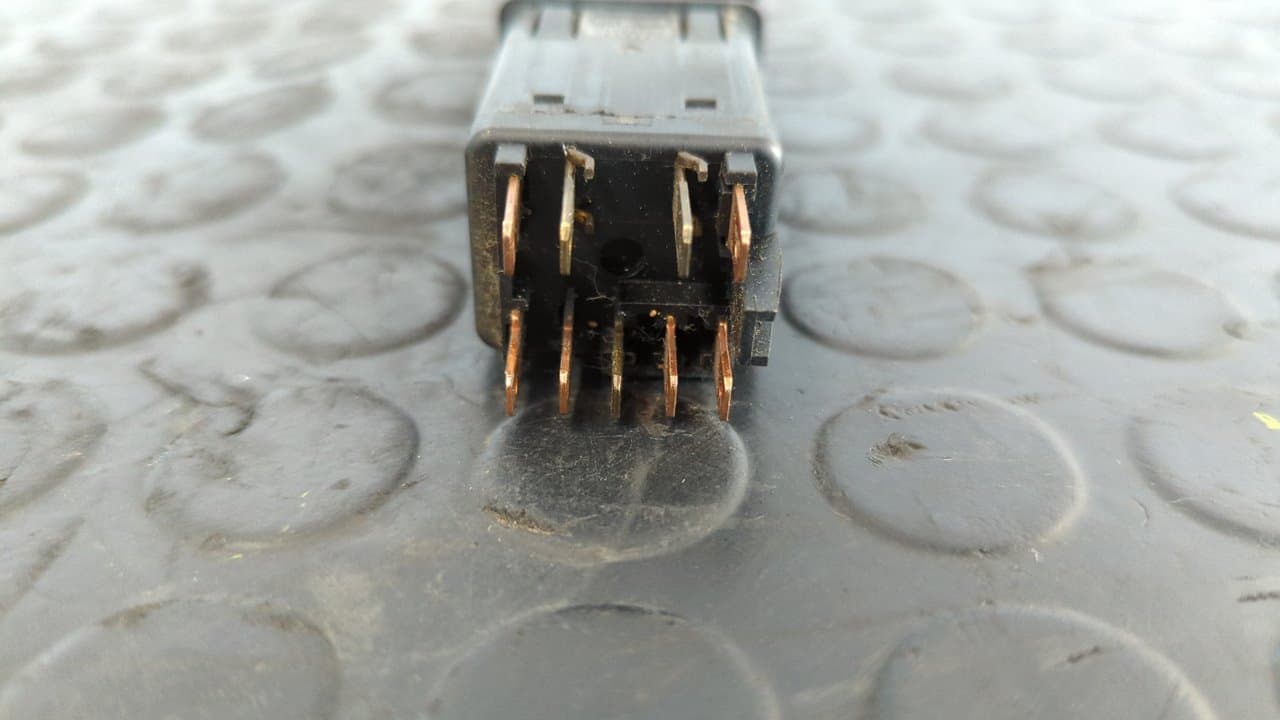 Recambio de WARNING para RENAULT 5 TX Automático (R 1229) C2J  referencia OEM IAM 10165 2