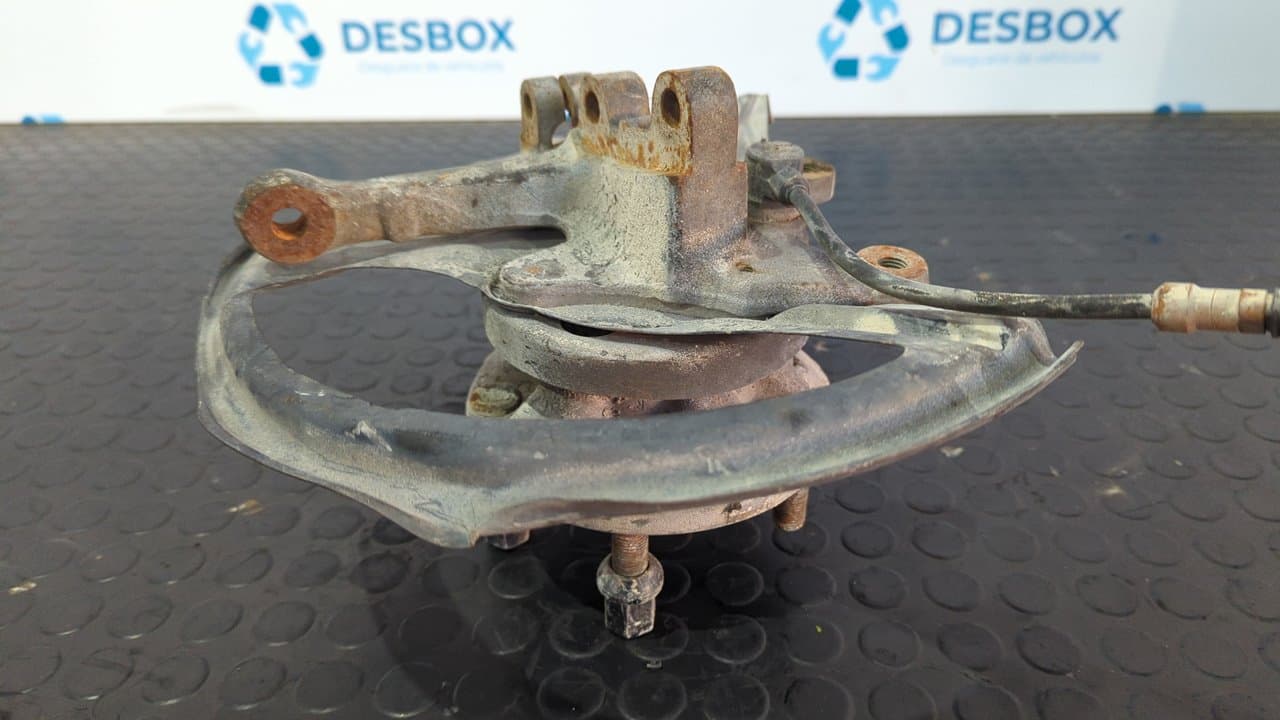 Recambio de MANGUETA DELANTERA DERECHA para PORSCHE 968 3.0 referencia OEM IAM 4