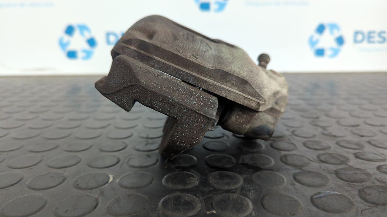 Recambio de PINZA DE FRENO DELANTERA DERECHA para FORD FIESTA (CBK) Ambiente F6JA referencia OEM IAM 630    - BLANCO 4
