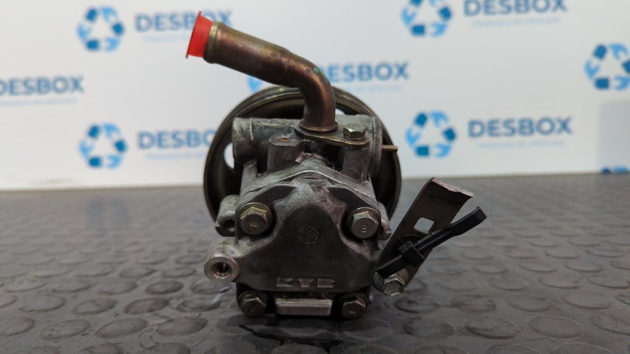 Recambio de BOMBA DIRECCION para FORD FIESTA (CBK) Ambiente F6JA referencia OEM IAM 9637000880    - BLANCO 5