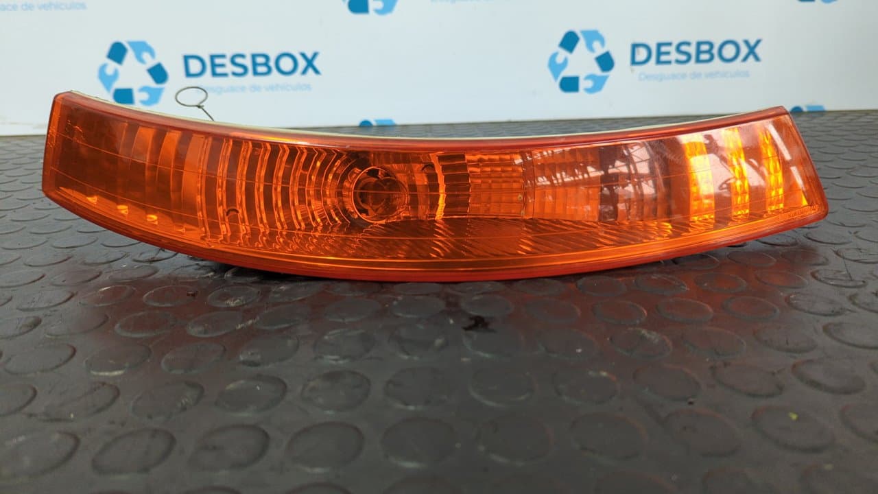 Recambio de PILOTO DELANTERO DERECHO para RENAULT TRAFIC COMBI (AB 4.01) 9 - plazas  (L2H1)  acristalado, Combi largo G9UB7 referencia OEM IAM 8200007030   - BLANCO