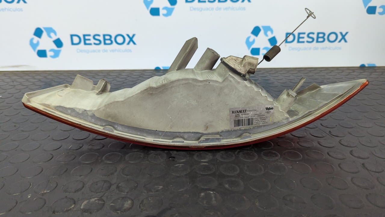 Recambio de PILOTO DELANTERO DERECHO para RENAULT TRAFIC COMBI (AB 4.01) 9 - plazas  (L2H1)  acristalado, Combi largo G9UB7 referencia OEM IAM 8200007030   - BLANCO 6
